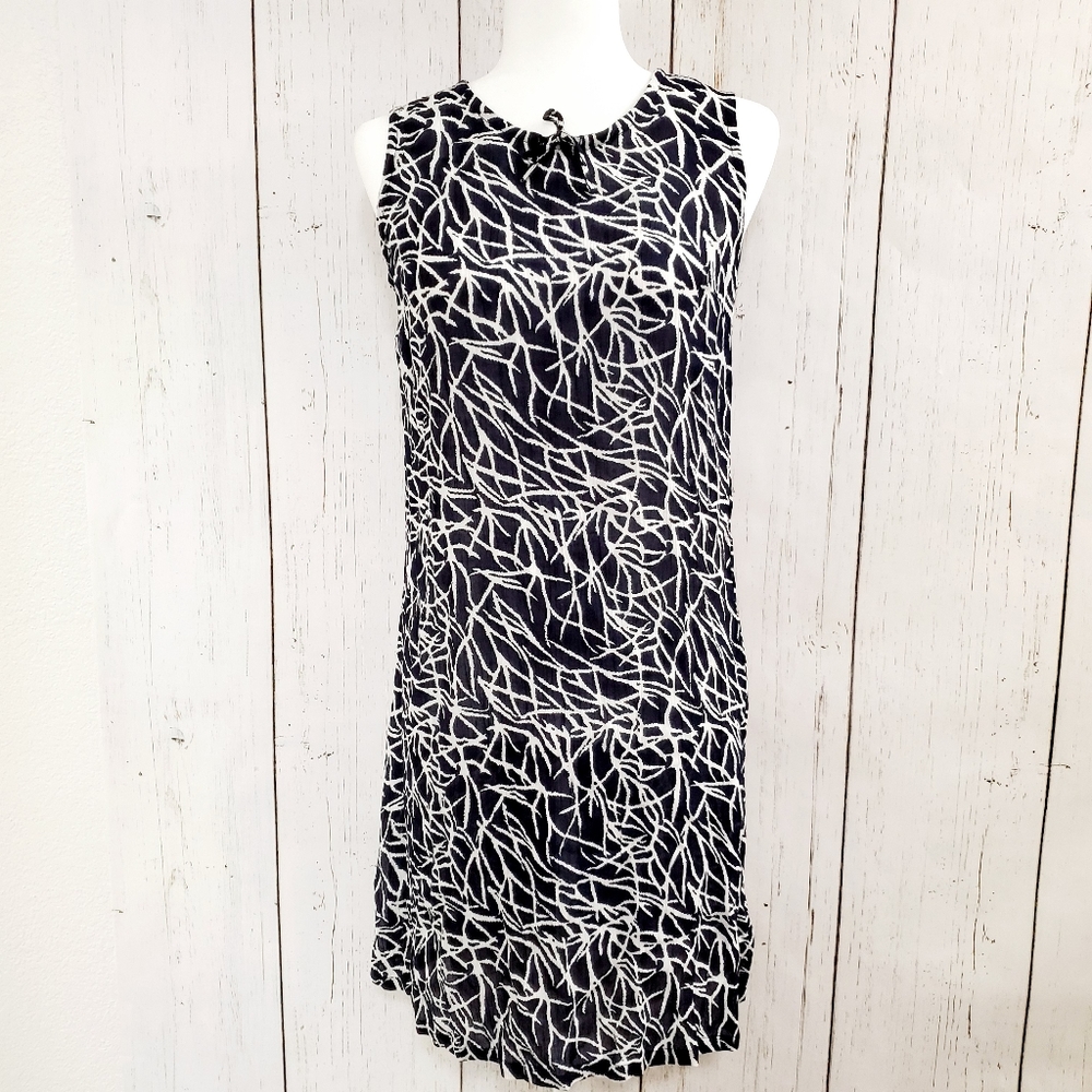 NWT Island Print Navy Crinkle Dress Beach Cover